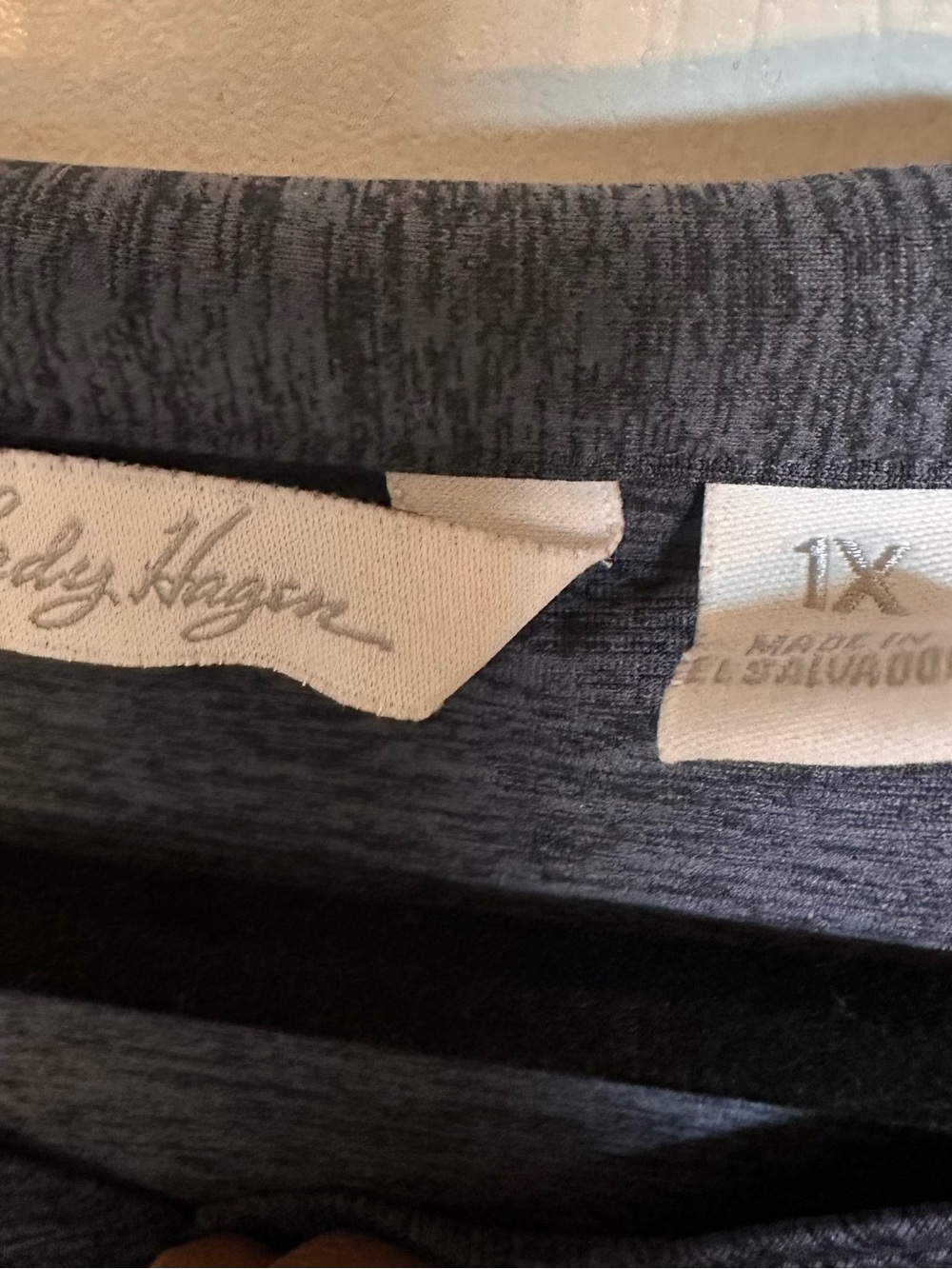 Lady Hagen Heathered Blue-Gray V-Neck Pullover Top - Picture 3 of 3